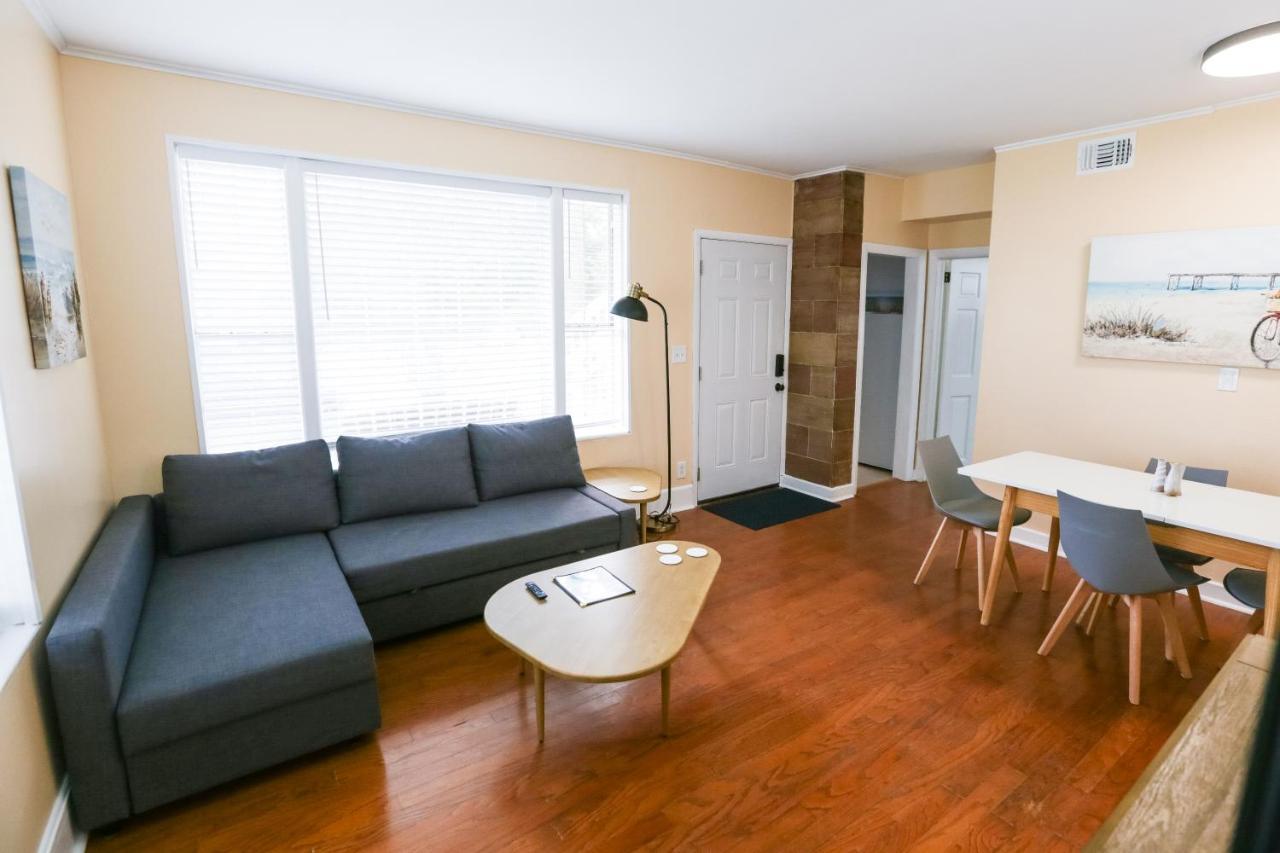 Centrally Located Efficiency One Mile To The Beach! 杰克逊维尔海滩 外观 照片